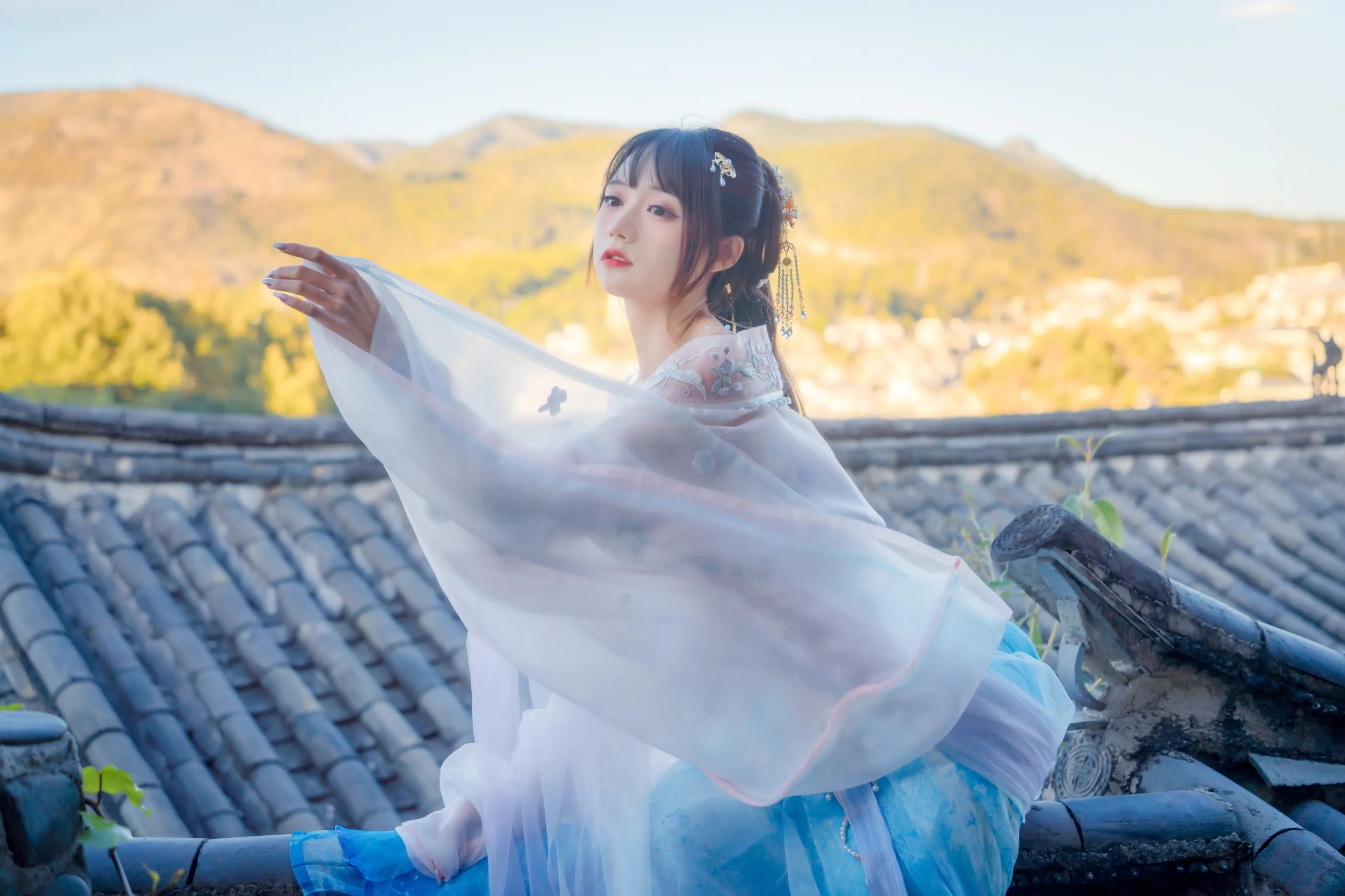 [艺图语] 2022.05.14 丽江屋顶 兔子Zzz不吃胡萝卜 [23P]插图7